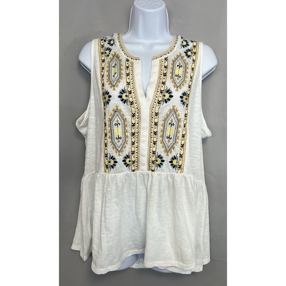 New Directions Top Tank  White Embroidered Tank top Sz XXL Women's‎